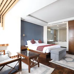 Apex Business - Airport Hotel Katmandú